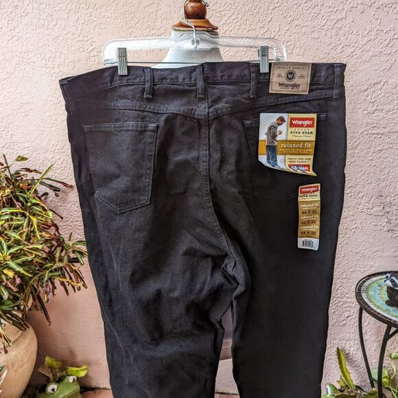Wrangler Five Star Premium black denim relaxed fit jeans  Sz 44x32 - Picture 7 of 16